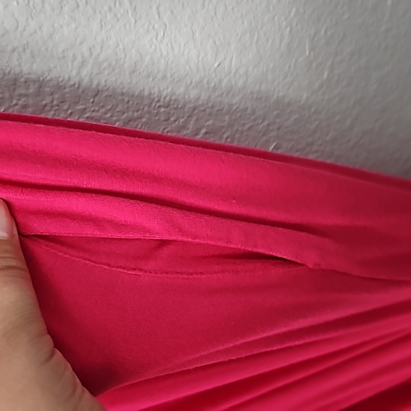 White Birch 2XL Pink Ruffle Sleeve Maxi Dress โ Elegant & Flowy - Picture 5 of 5